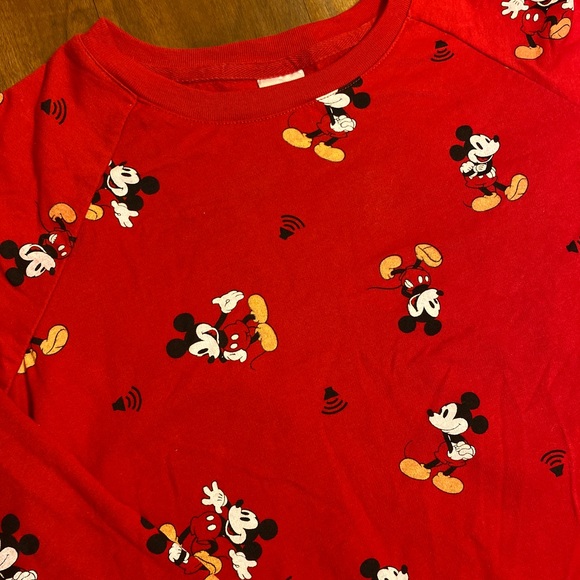 EUC✨ Women’s Disney Mickey Mouse Crewneck - Picture 2 of 3